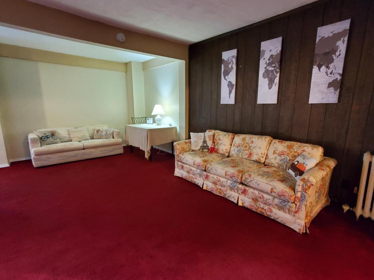 6 Minutes From The Falls! Spacious 2Nd Floor Apartment Sleeps 5 Niagara Falls Exterior photo